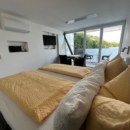 Gaestehaus Sommertal Mit Pool Im Garten, Eigener Parkplatz, 800M Zum Bodensee, 300M Zur Altstadt เมียร์สบวร์ก ภายนอก รูปภาพ